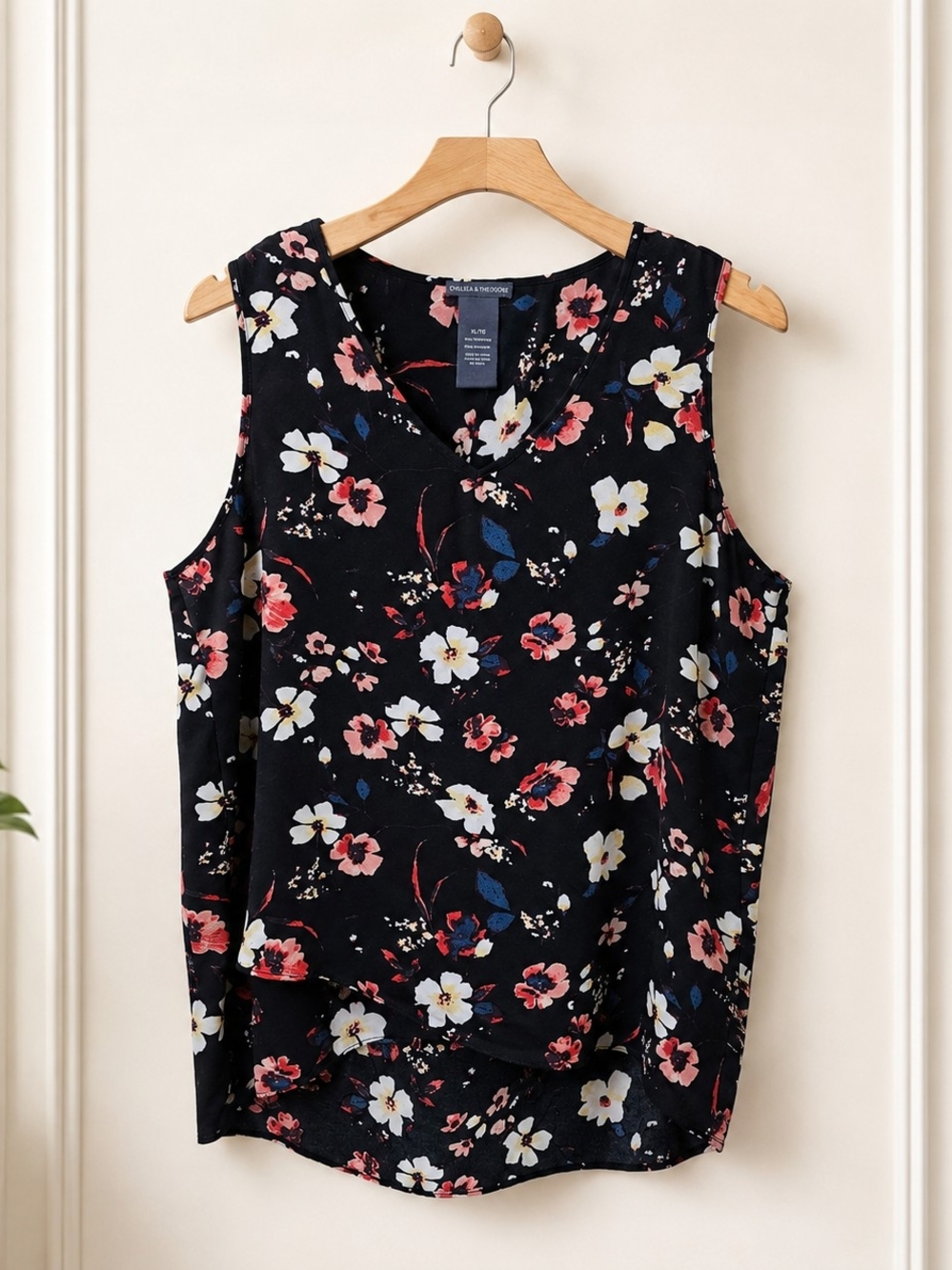 Chelsea & Theodore Floral Sleeveless Blouse XL Sheer Lightweight Hi Low Top